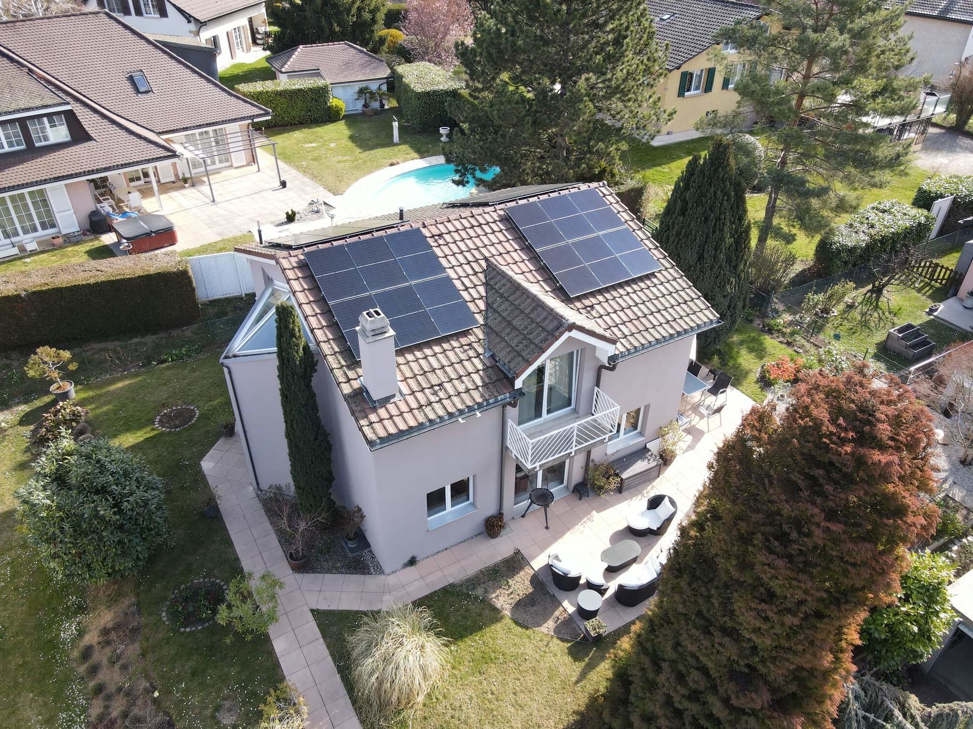 Eligreen - Panneaux solaires sur une maison
