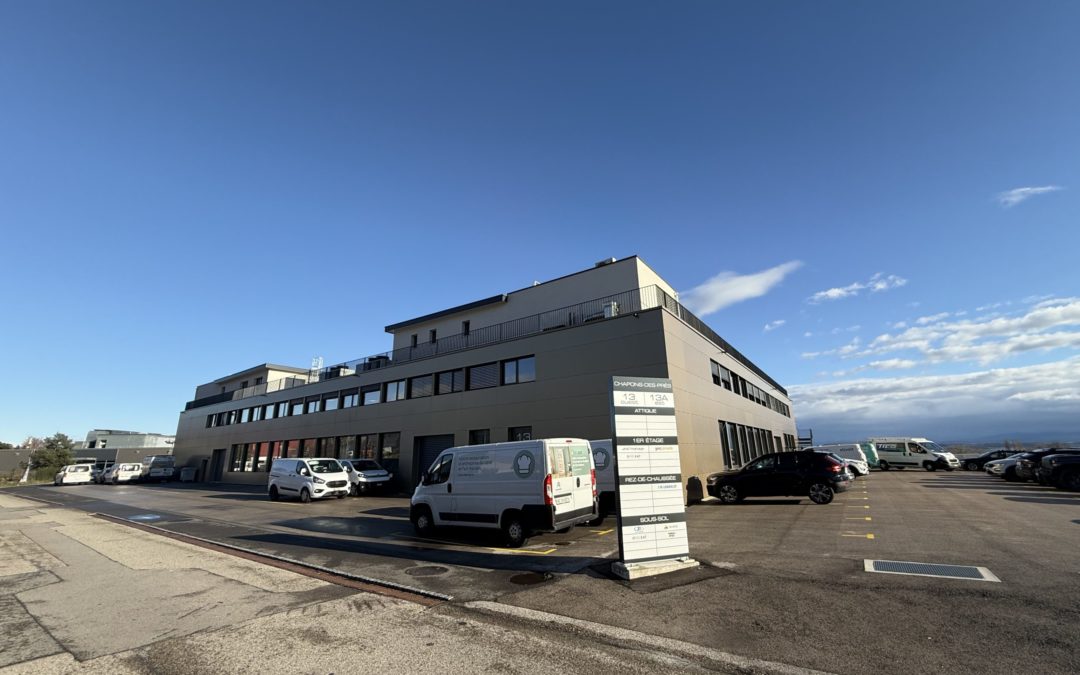 Inauguration du bâtiment au Chapons-des-Prés 13